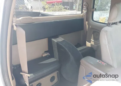 2002 Toyota Tacoma Xtracab z USA, uszkodzony, nr VIN 5TEVL52NX2Z892487